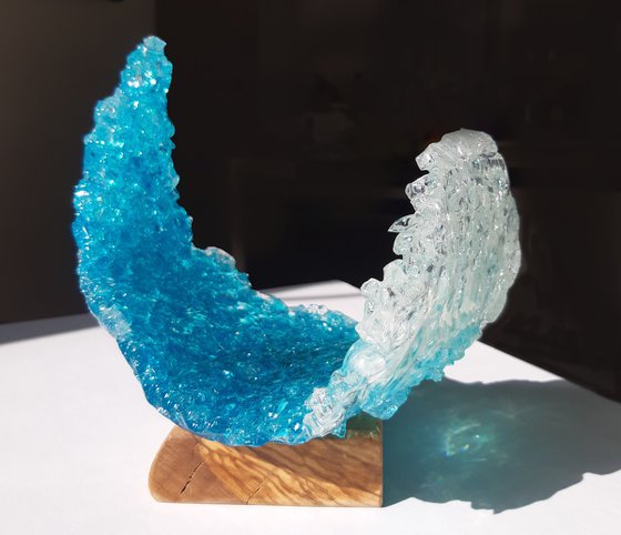 Turquoise glass wave