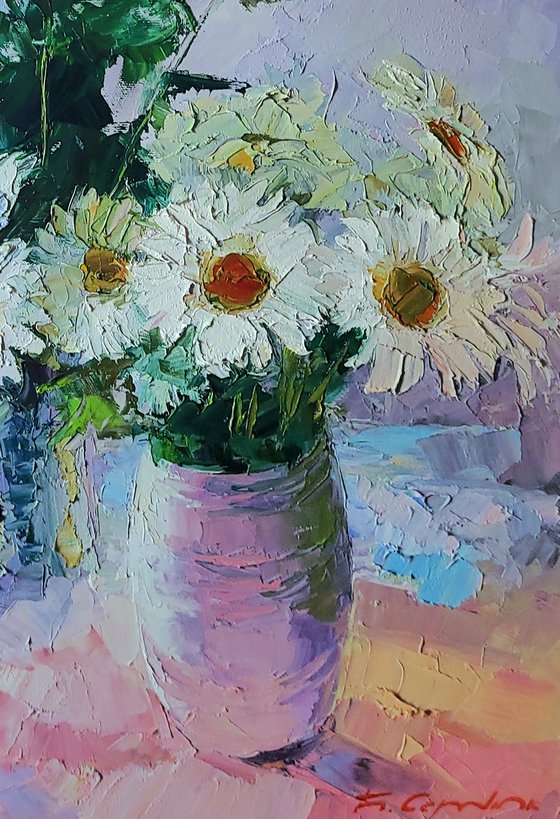 Bouquet of Daisies and Roses