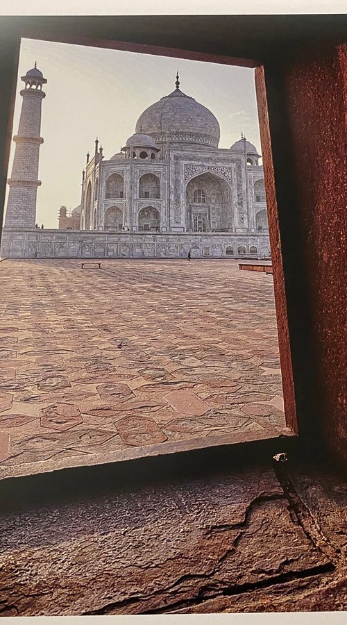 GLIMPSE OF TAJ MAHAL by Fabio Accorrà