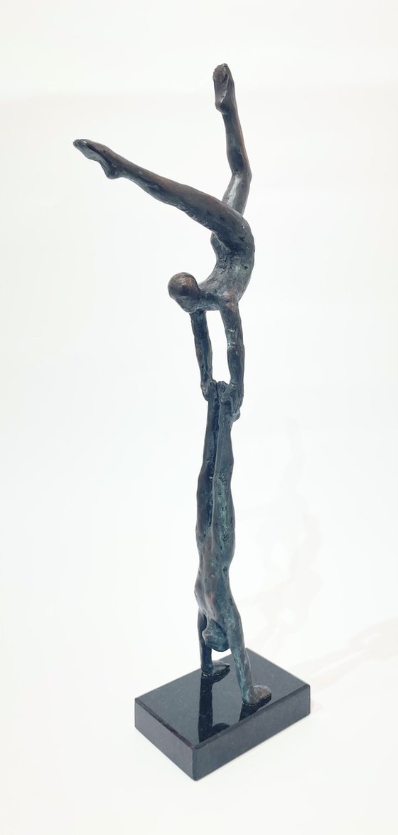 Acrobats Balance, no.VI/VIII