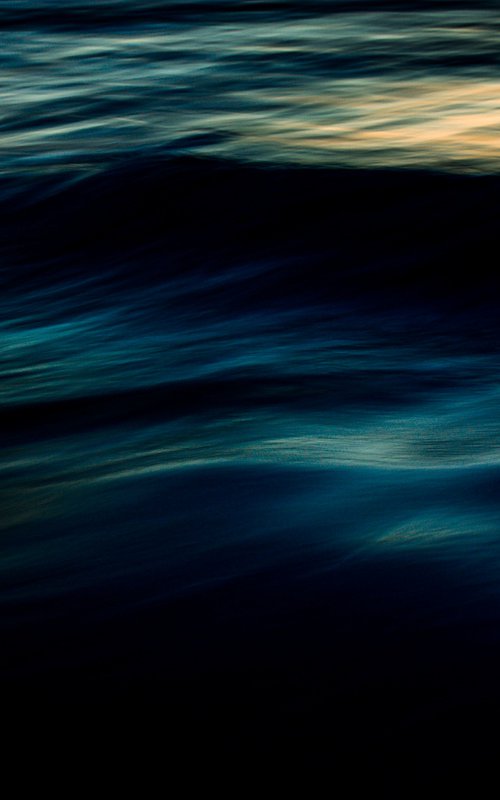 The Uniqueness of Waves IV | Limited Edition Fine Art Print 2 of 10 | 75 x 50 cm by Tal Paz-Fridman
