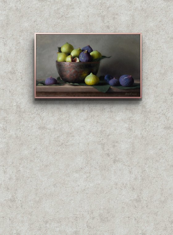 Black and green figs