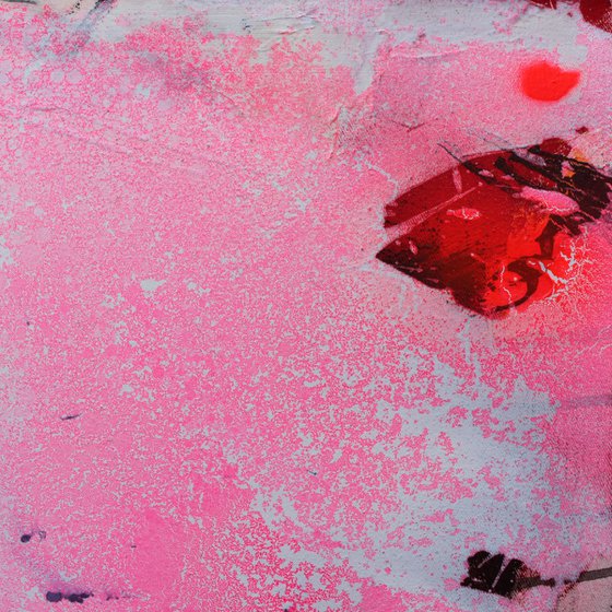 CRUSH ON PINK
