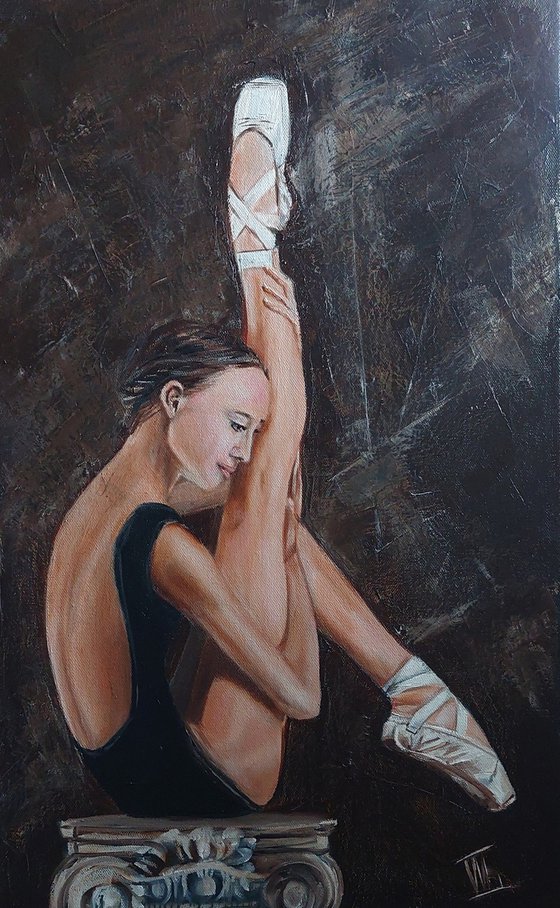 Seated Elegance