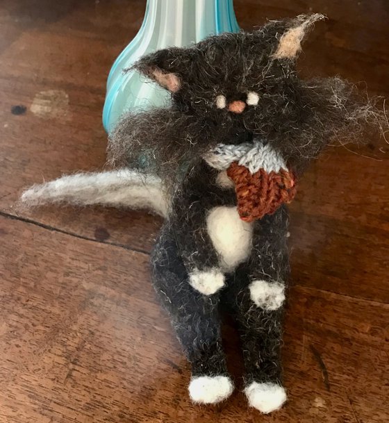 Cat , felted wool