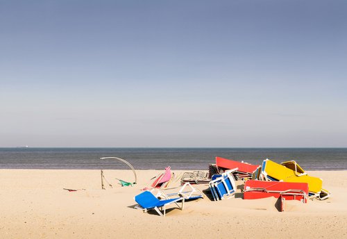 Den Haag Beach Off Season I by Tom Hanslien