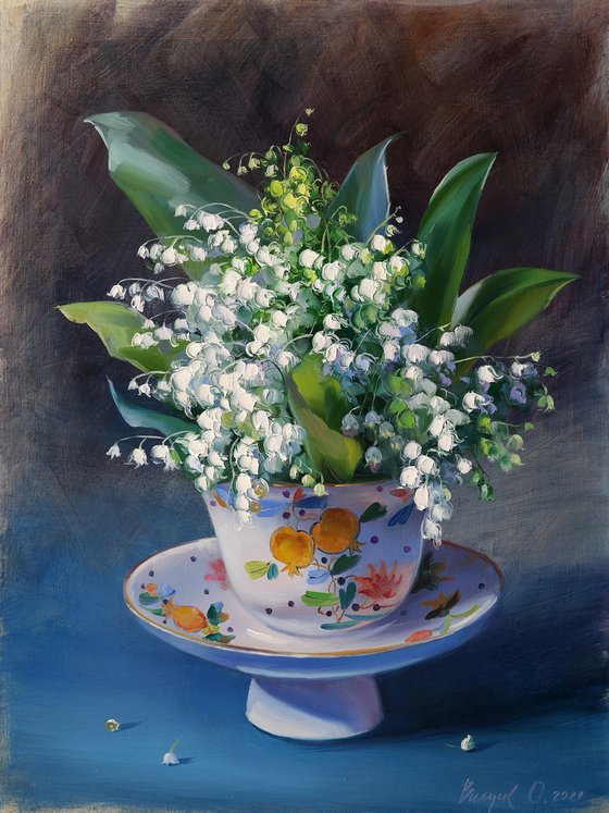 "Bouquet of lilies of the valley"