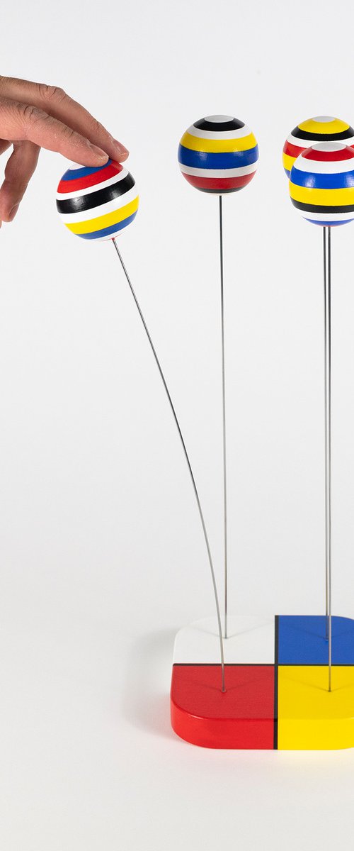 Oscillable #9 by George Koutsouris