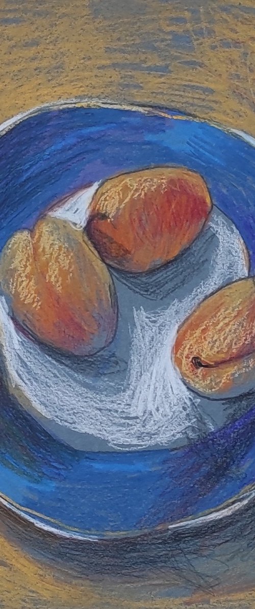 Apricots on the plate by Natasha Voronchikhina