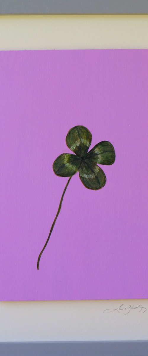 Fourleaves clover by Lene Bladbjerg