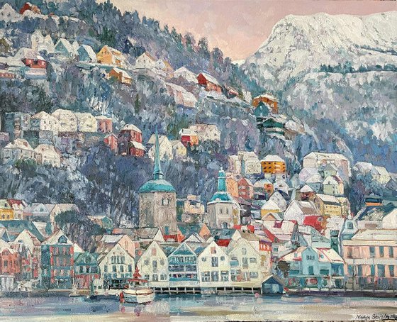 Bergen. Under the pink sky