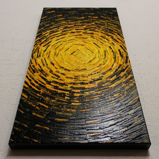 Fragmented yellow burst