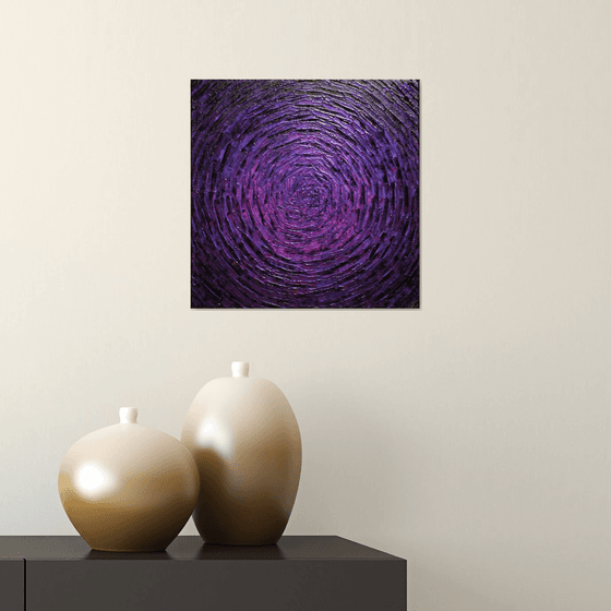 Purple concentric shine