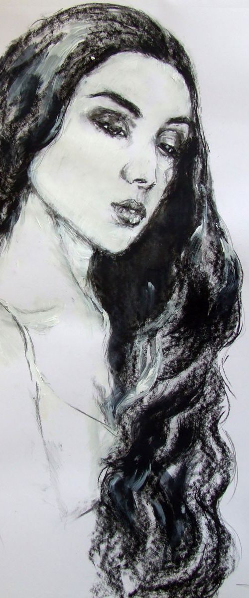 Study of a head in charcoal by Anna Sidi-Yacoub