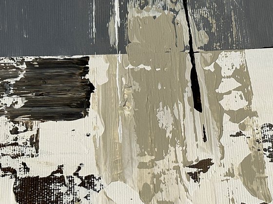 Balance of Contrast Brown Grey