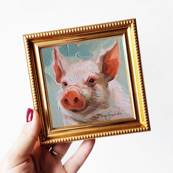 Pig painting