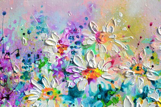 Woodland Wild Daisies Meadow- Floral Delight