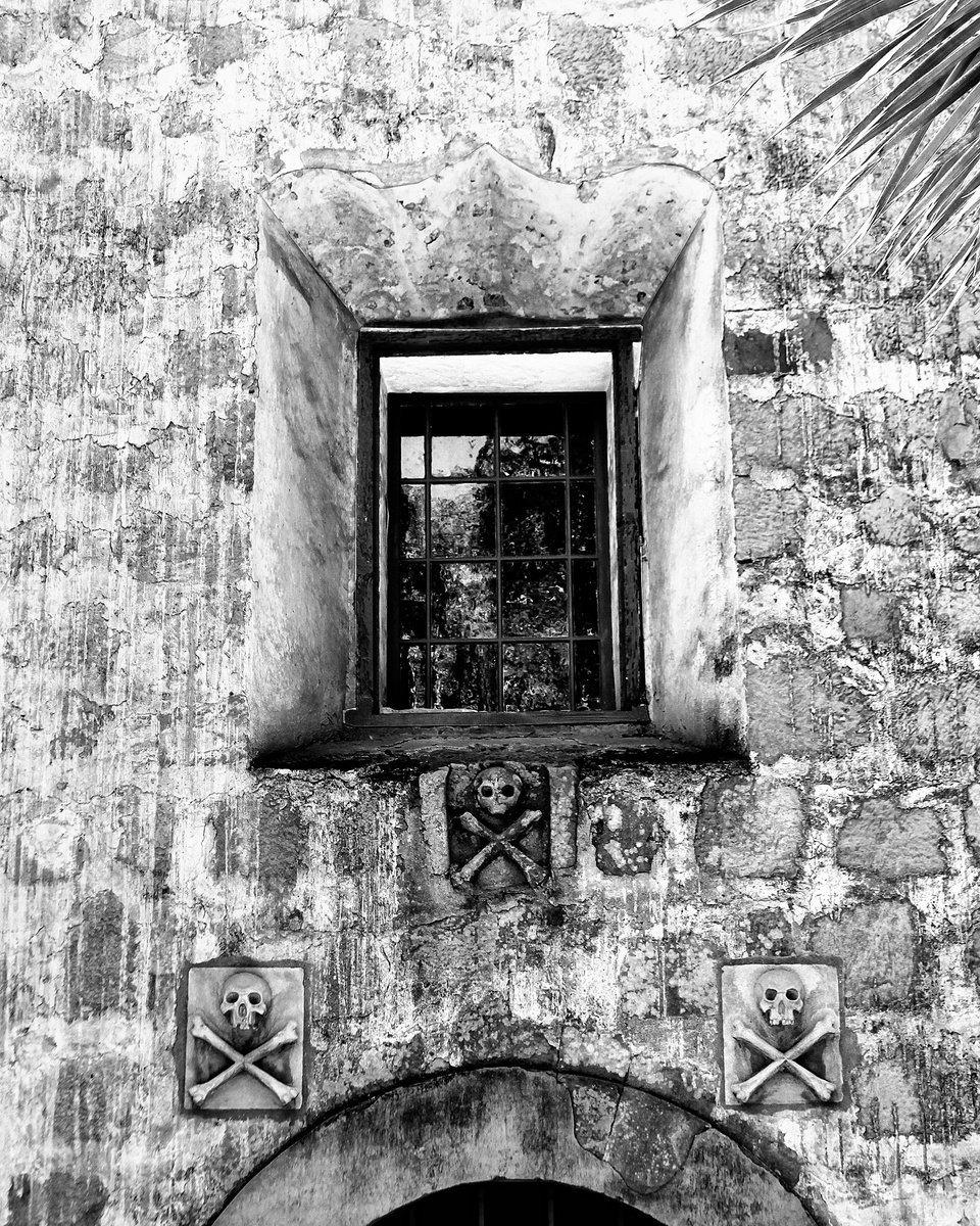 Expressive Cityscapes Photograph By William Dey, 26 X 32", Skull And Crossbones Carvings, Original Artwork