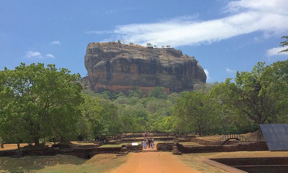 LOVERS OF SRI LANKA