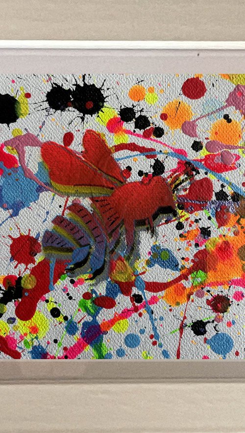 Insects 006 by Juan Jose Garay