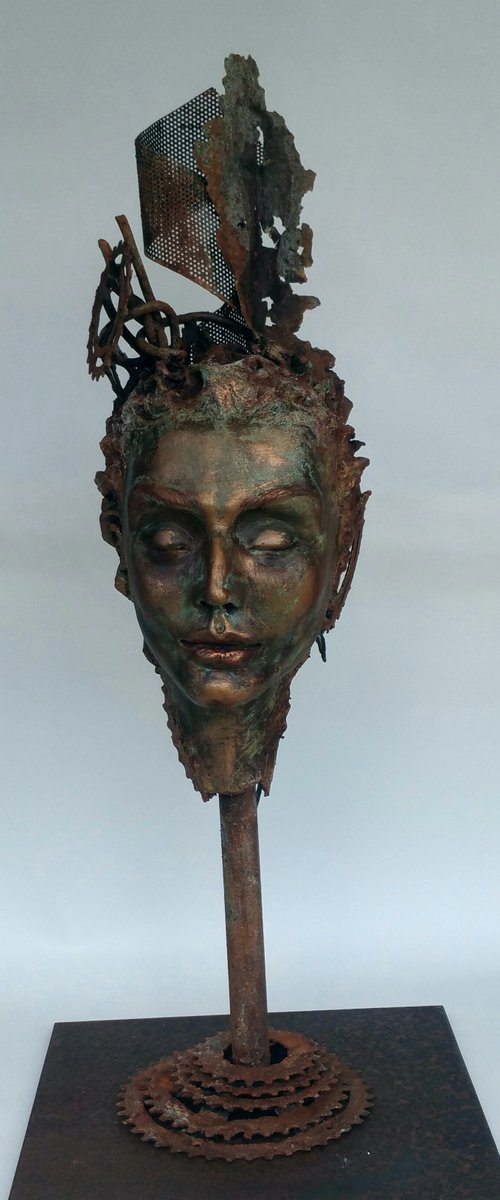 "Empress " Unique sculpture by Elena Kraft