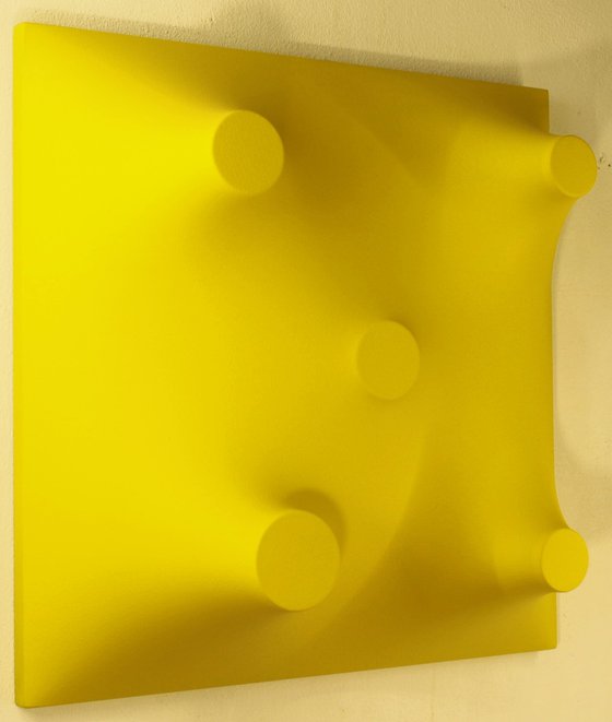 Armonies and Reflections in Yellow