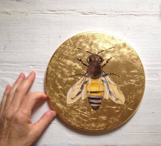 My Little Golden Honeybee Oil Painting on Round Lacquered Golden Leaf Canvas Frame