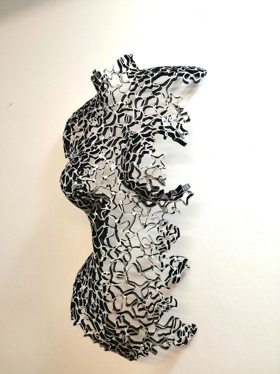 Argentu, auluminium abstract sculpture