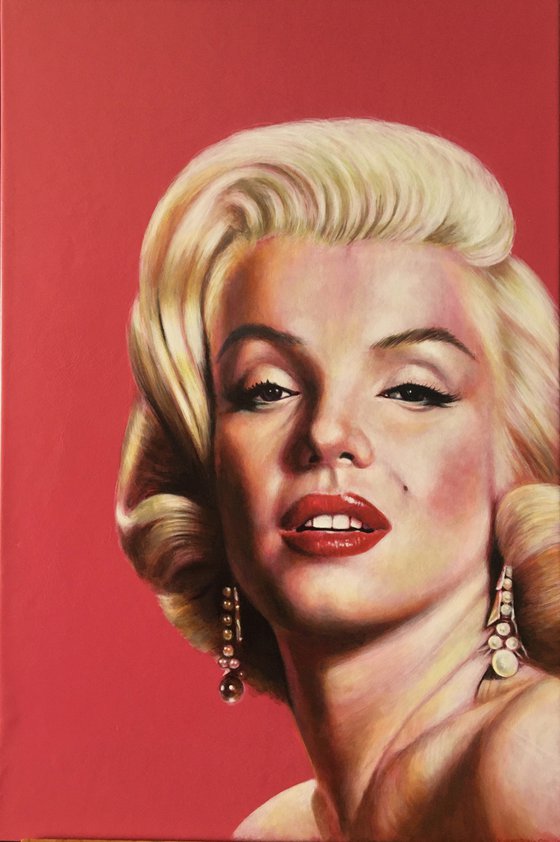 Marilyn: In the Pink