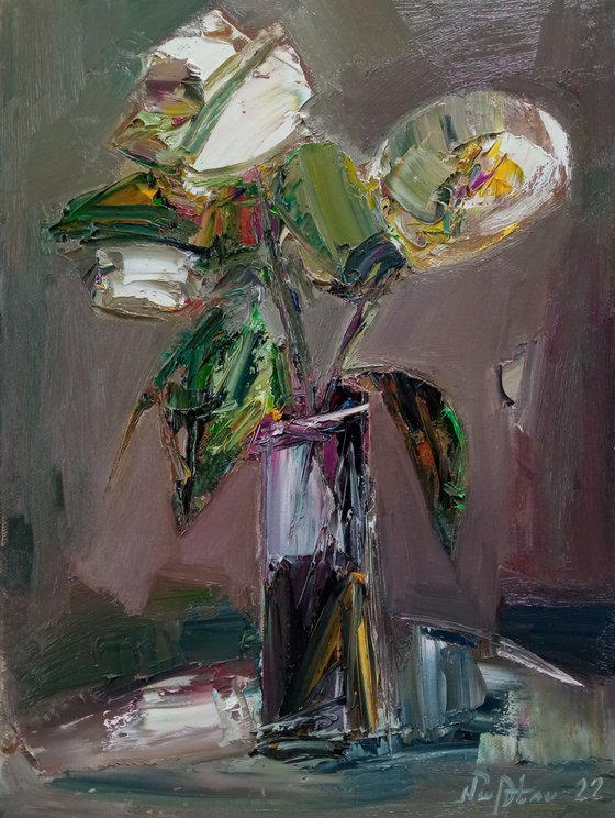 White flowers in vase (30x40cm, oil painting, palette knife)