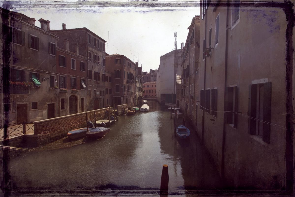 Venetian view by Chiara Vignudelli
