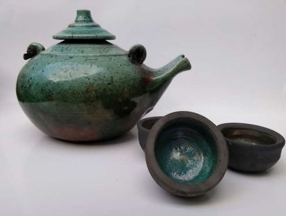 Raku Teapot 3