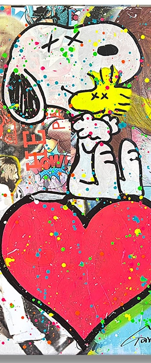 Snoopy Hug your Heart by Gardani Art