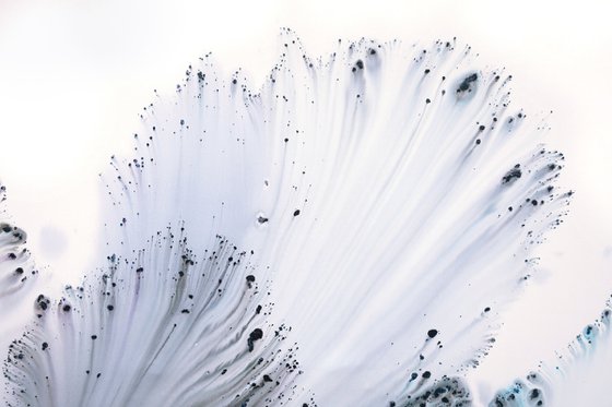 Nature 189 — Abstract Indigo Surge