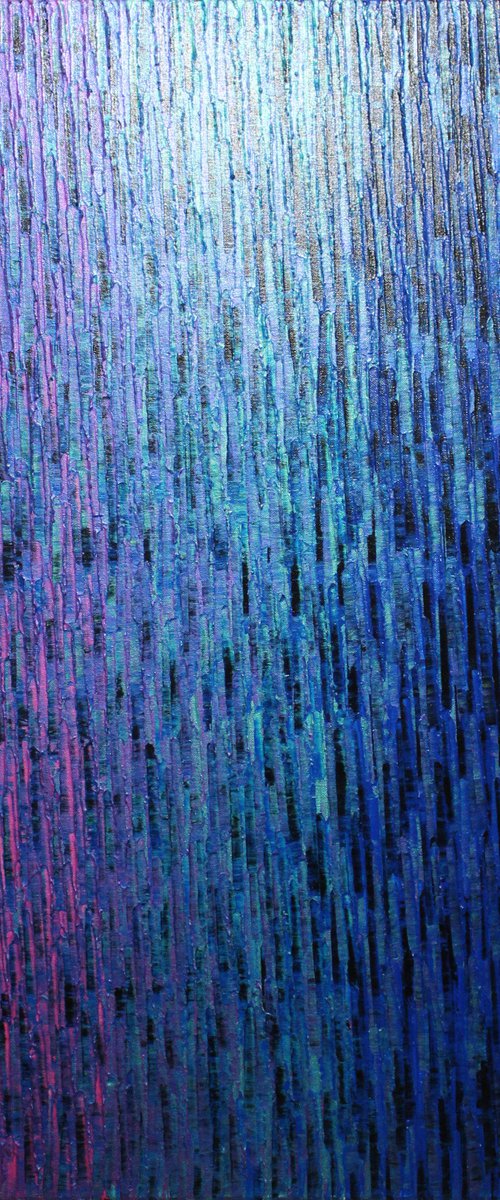 Large fade iridescent pink blue by Jonathan Pradillon
