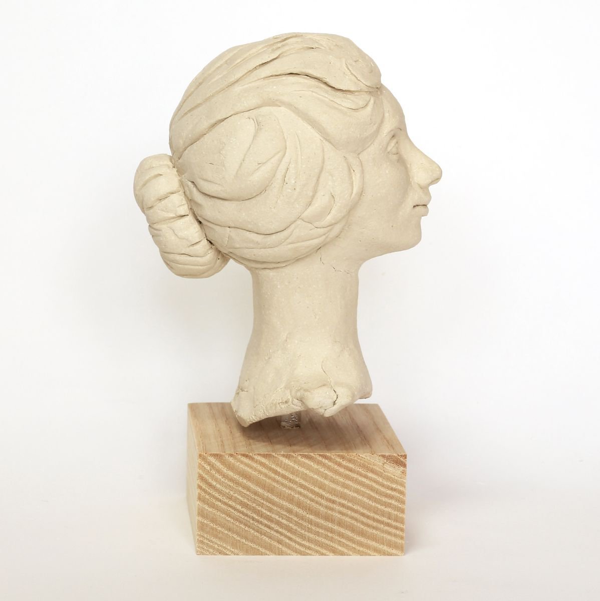 Melody: ceramic portrait sculpture by Gabrielle Turner
