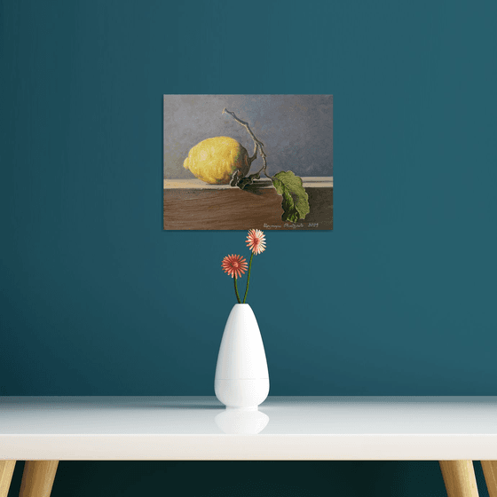 Lemon with Leaf