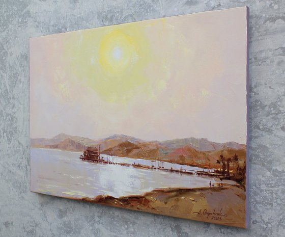 White sun of Eilat