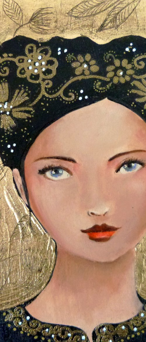 Distant perfumes. icon on wooden panel 20 x 20 cm. by Loetitia Pillault
