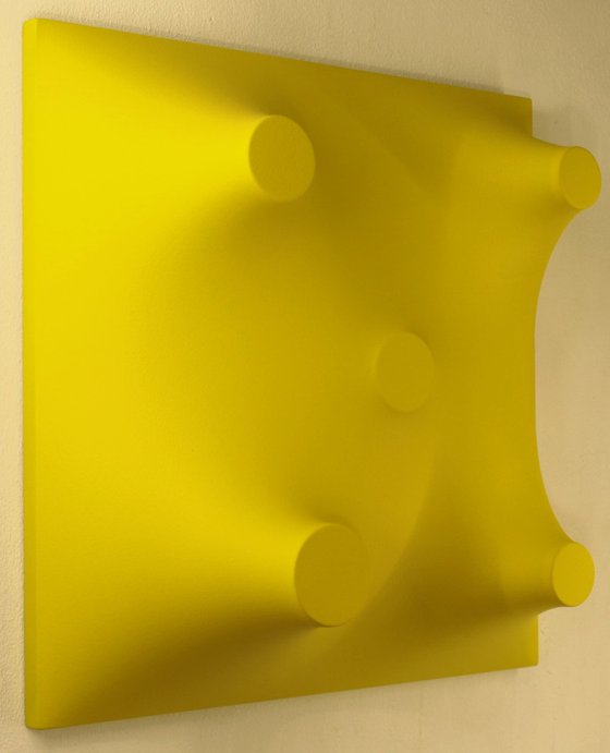 Armonies and Reflections in Yellow