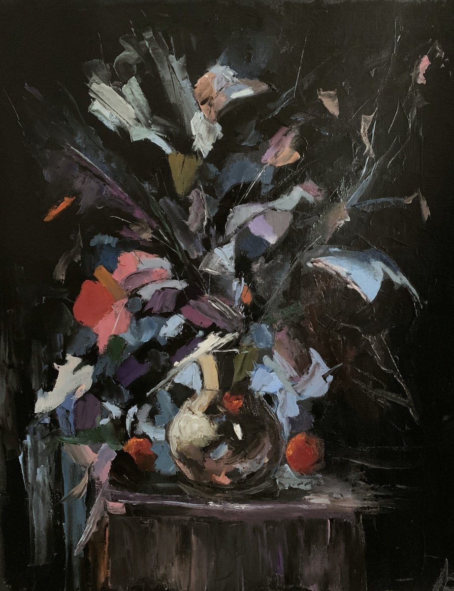 Abstract Flowers on black. by Vita Schagen