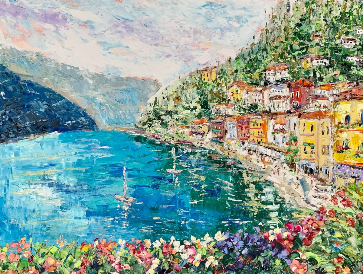 Varenna town by lake Como by Vilma Gataveckien?