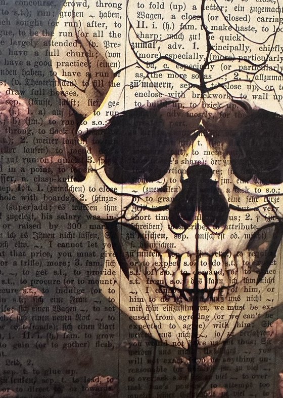 Luscious Flowers Skull