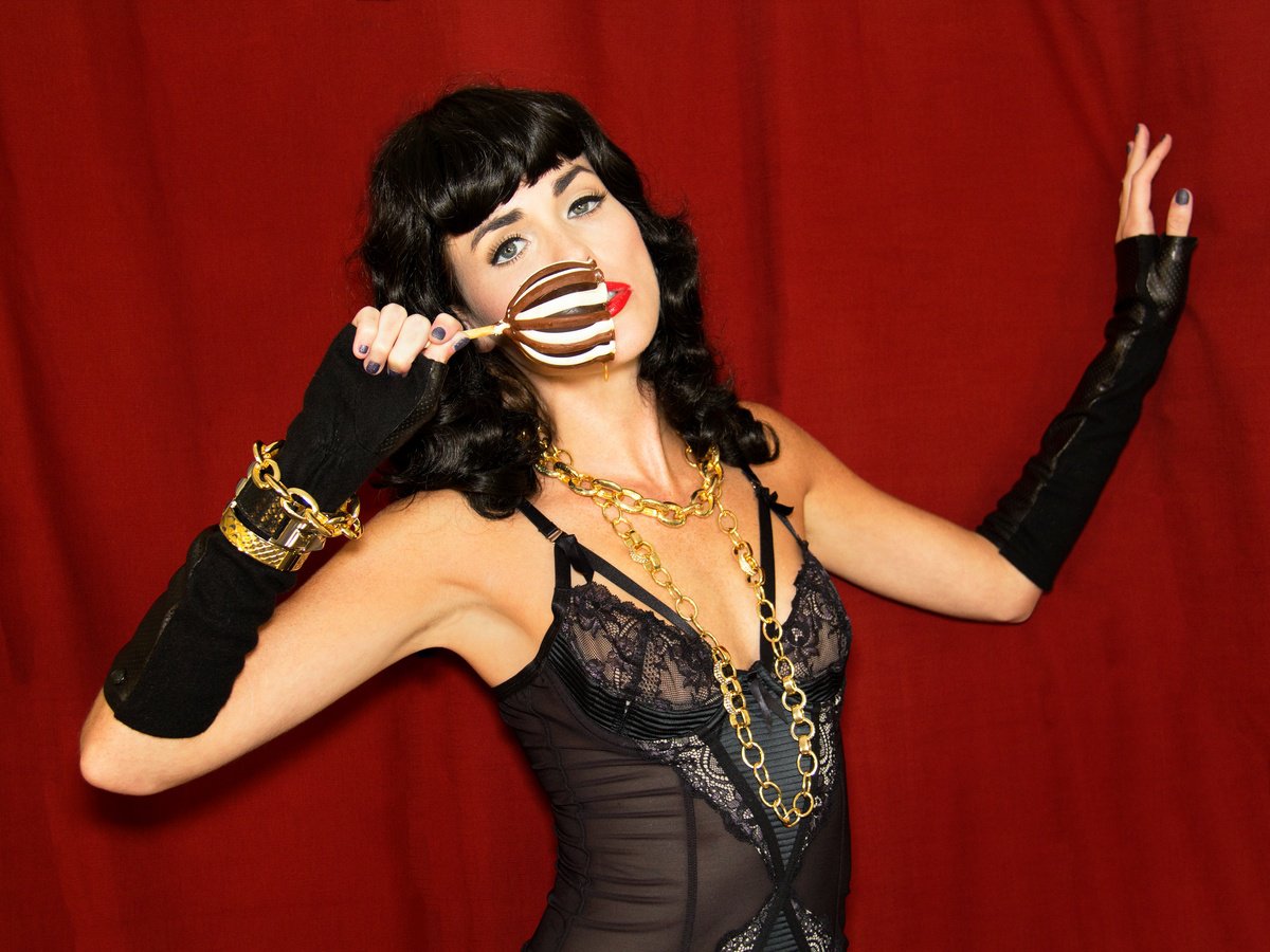 Expressive Portrait Photograph By William Dey, 32 X 25", Portrait Of A Pin Up, Original Artwork