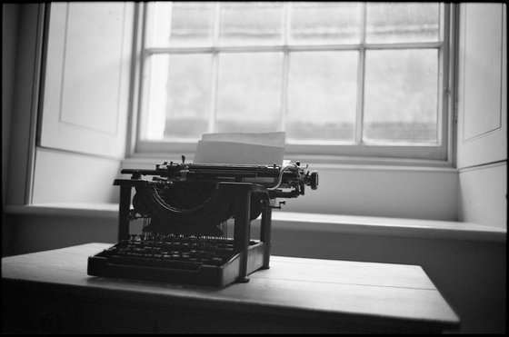 Edition 5/10 - Typewriter, Ickworth Hall