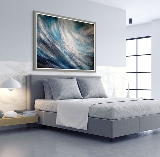 Breaking wave