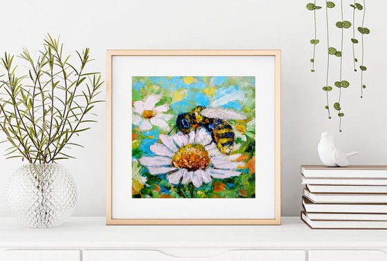 Bee and Daisy, Bee Painting Original Art Daisy Artwork Impasto Small Wall Art