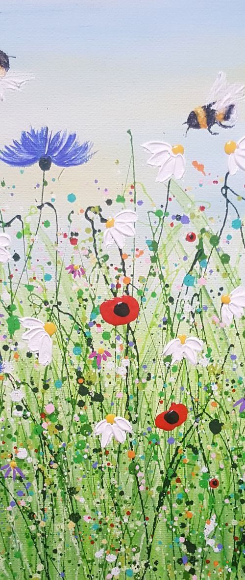 Its A Bee utiful Day by Lucy Moore