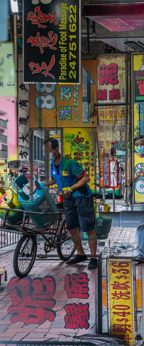 Street life by Sergio Capuzzimati