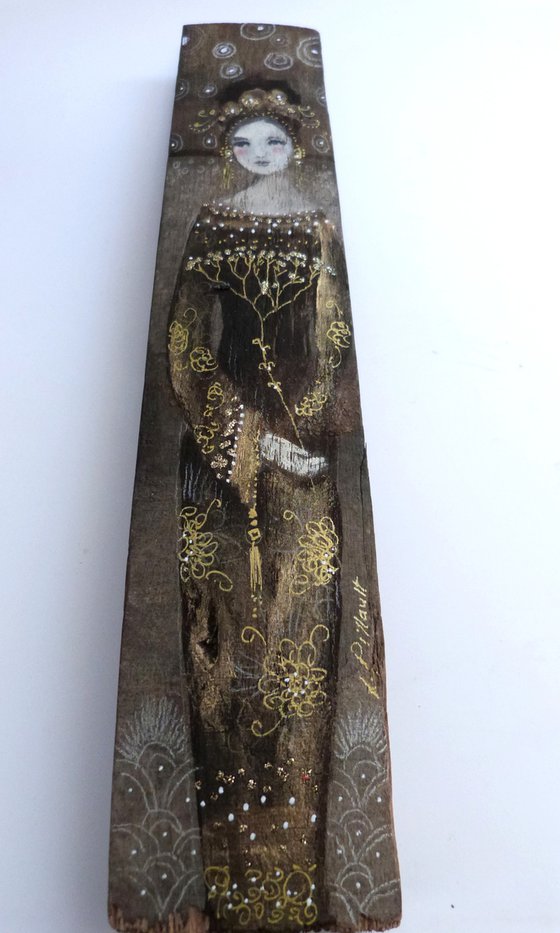 Painting on wooden stave, woman in gold and brown, Gold Umbel.